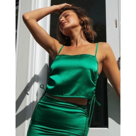 Green Summer Coord. Top & bottom size Small - Picture 2 of 2